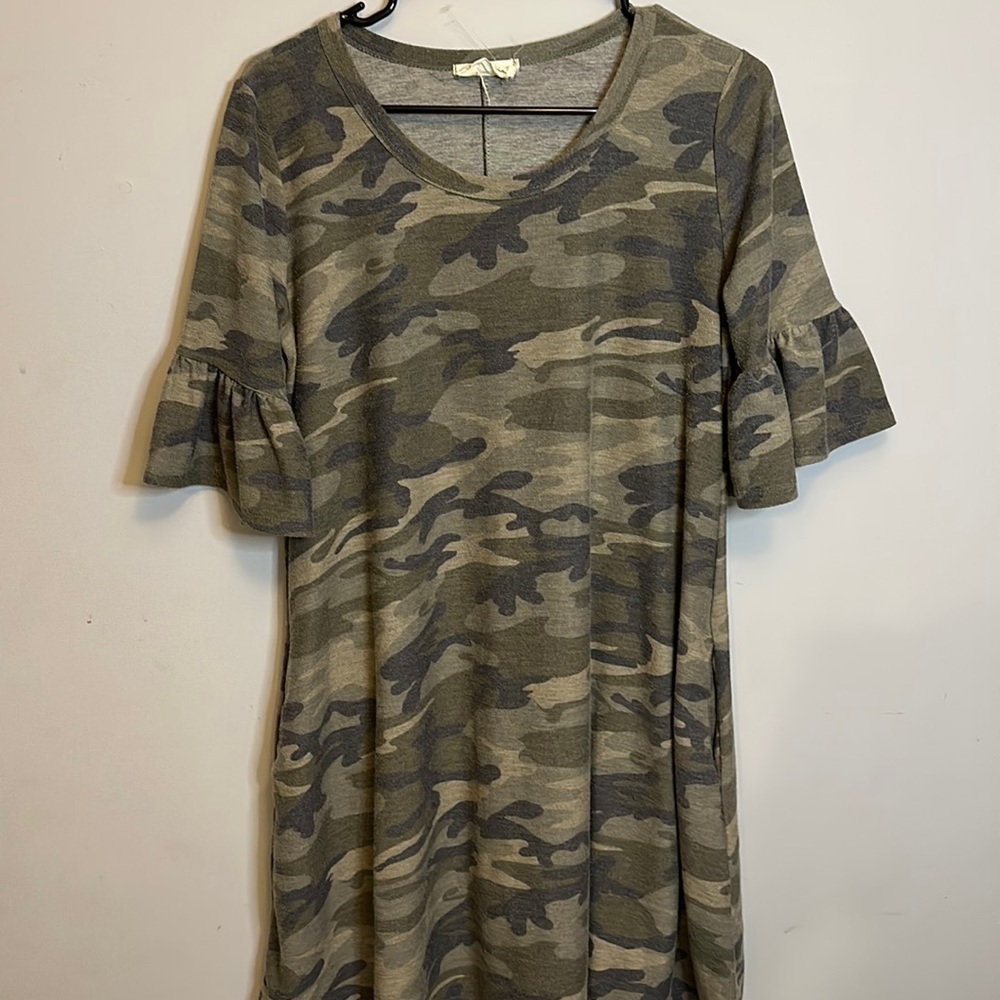 Dress Up Camouflage Dress with Pockets Size Medium